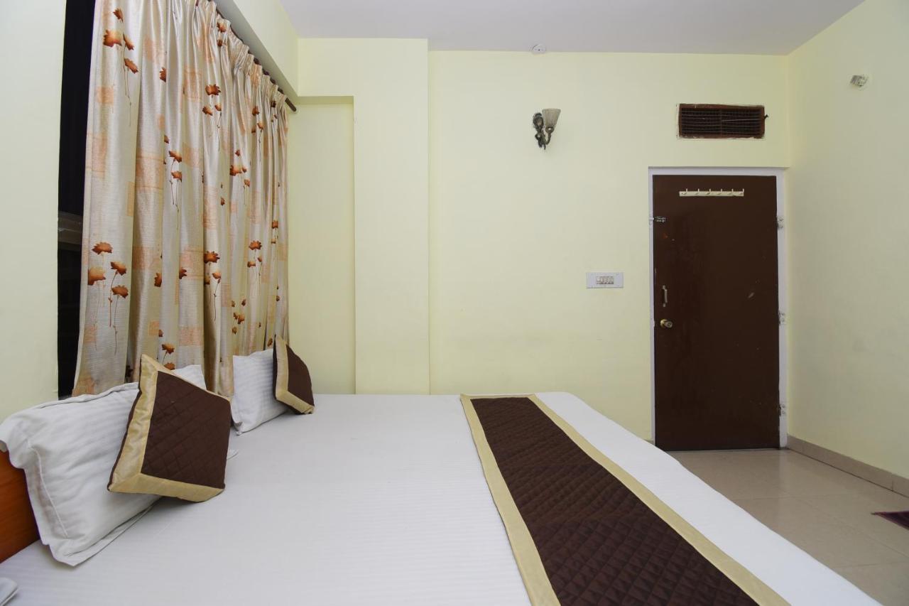 Hotel Jaipur Achrol Eksteriør billede