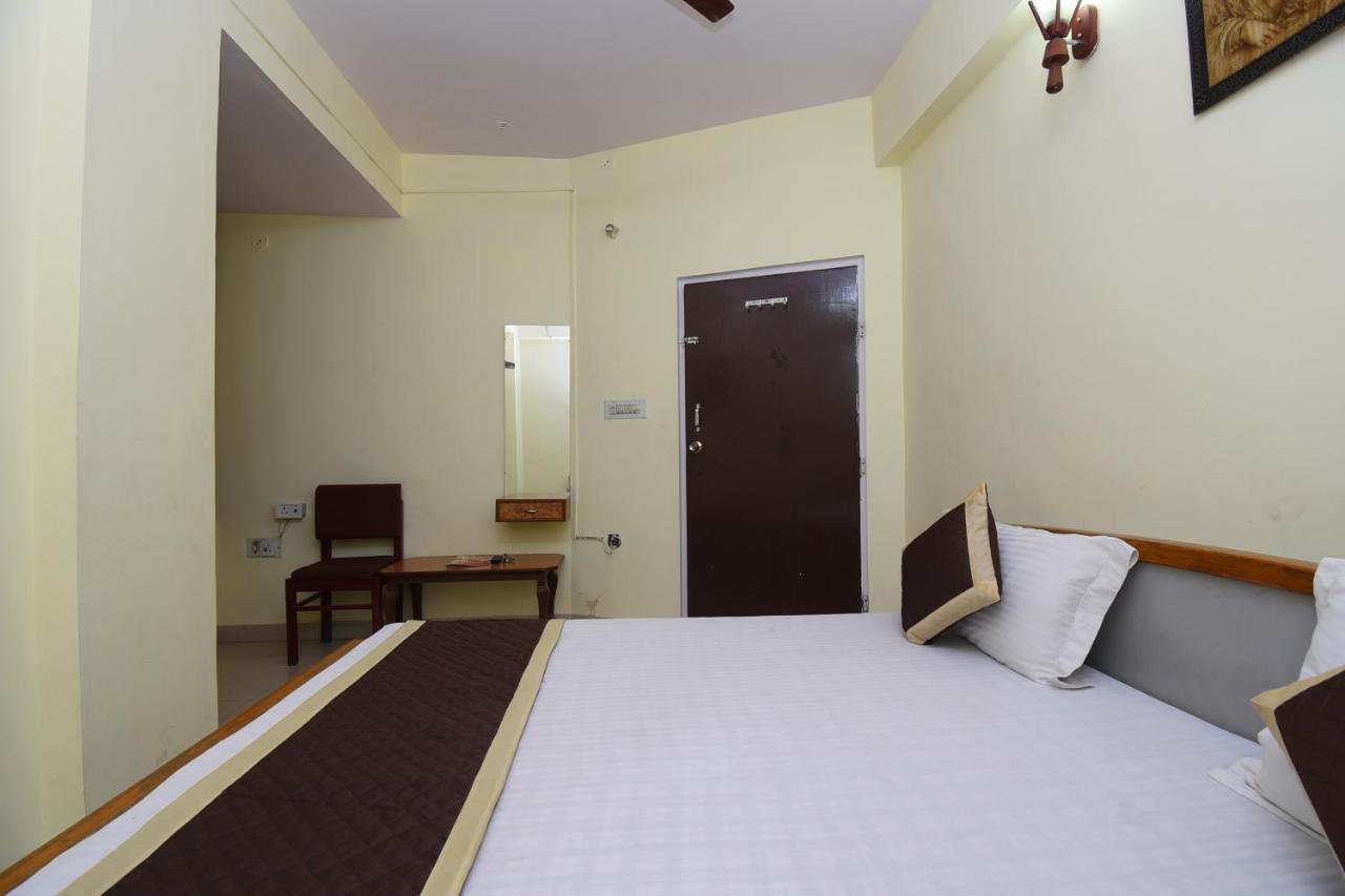Hotel Jaipur Achrol Eksteriør billede