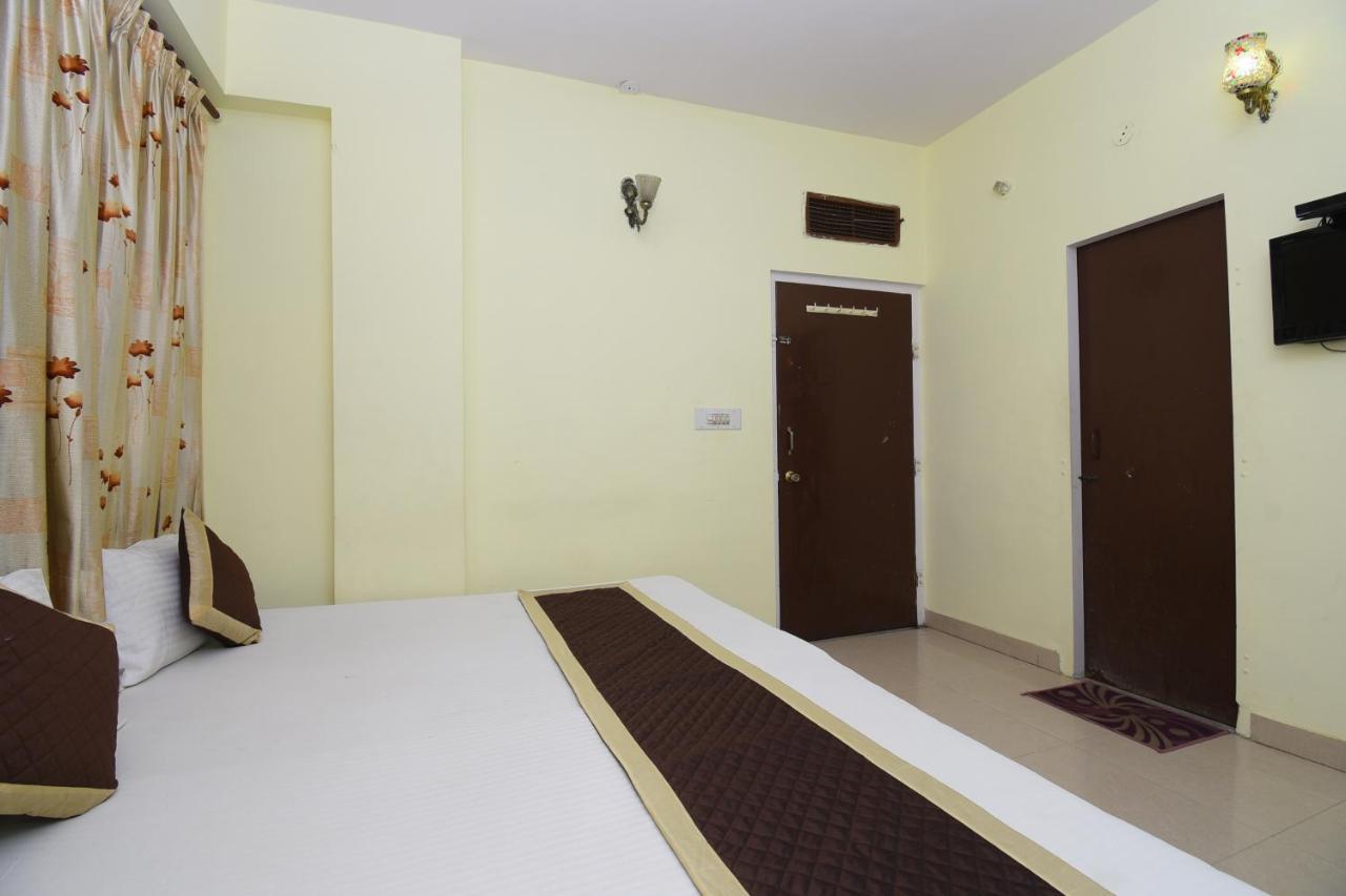 Hotel Jaipur Achrol Eksteriør billede